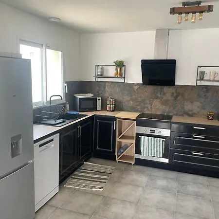 Maison De Plain-pied Avec Piscine Privée Villa