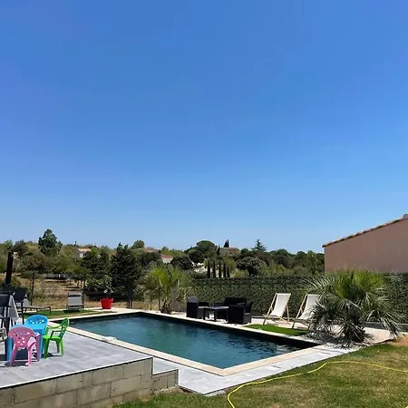 Maison De Plain-pied Avec Piscine Privee