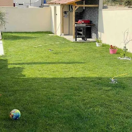 Maison De Plain-pied Avec Piscine Privee Villa *